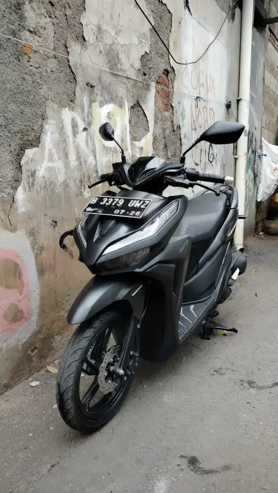 Bissmillah dijual motor Honda Vario LED new 150cc 2021