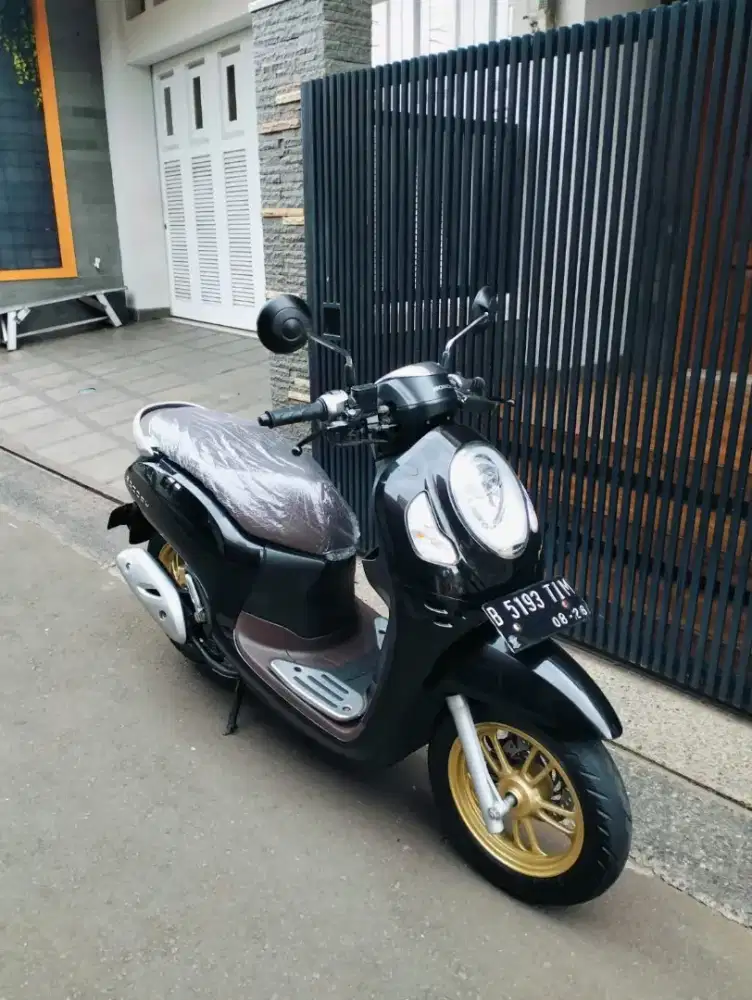 Bissmillah dijual motor Honda scopy prestige 2021