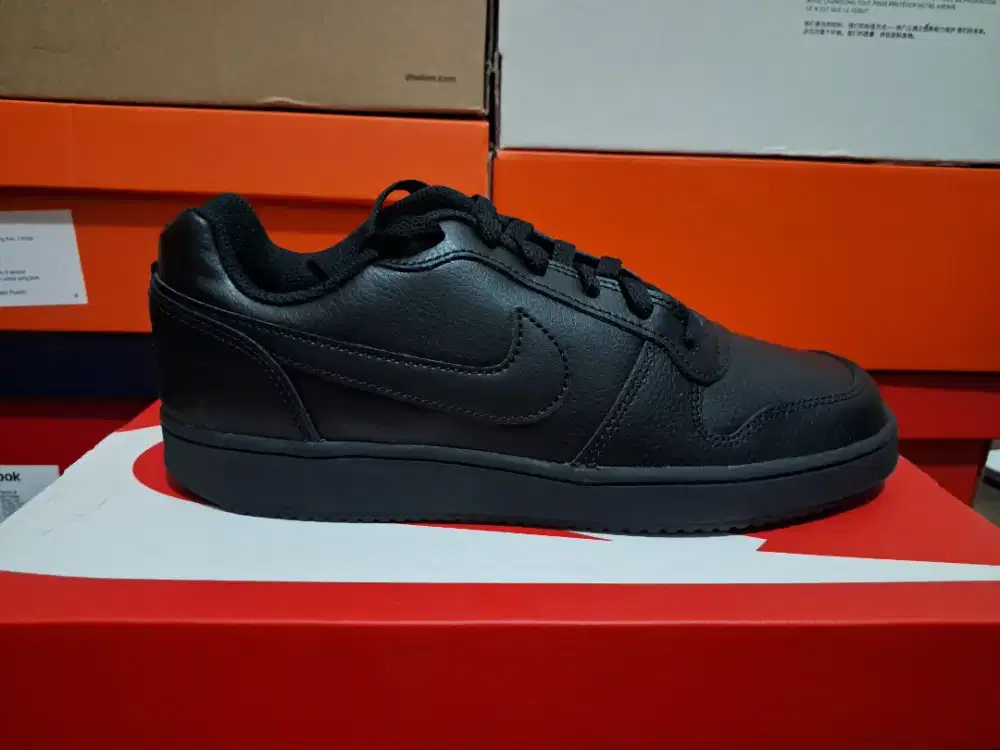 Sepatu Sneakers Nike Ebernon Low Prem Black