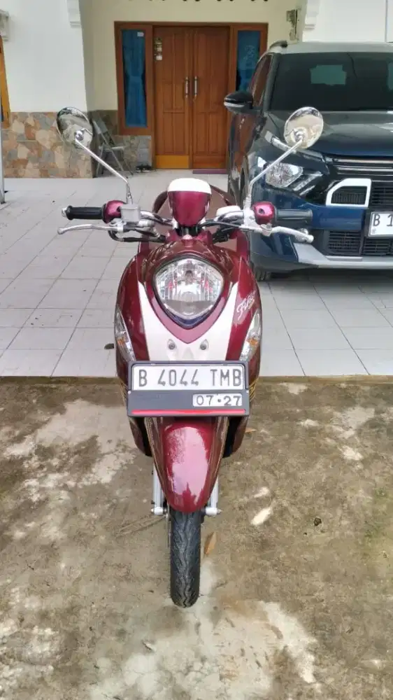Bissmillah dijual motor Yamaha Fino premium 2017 istimewa