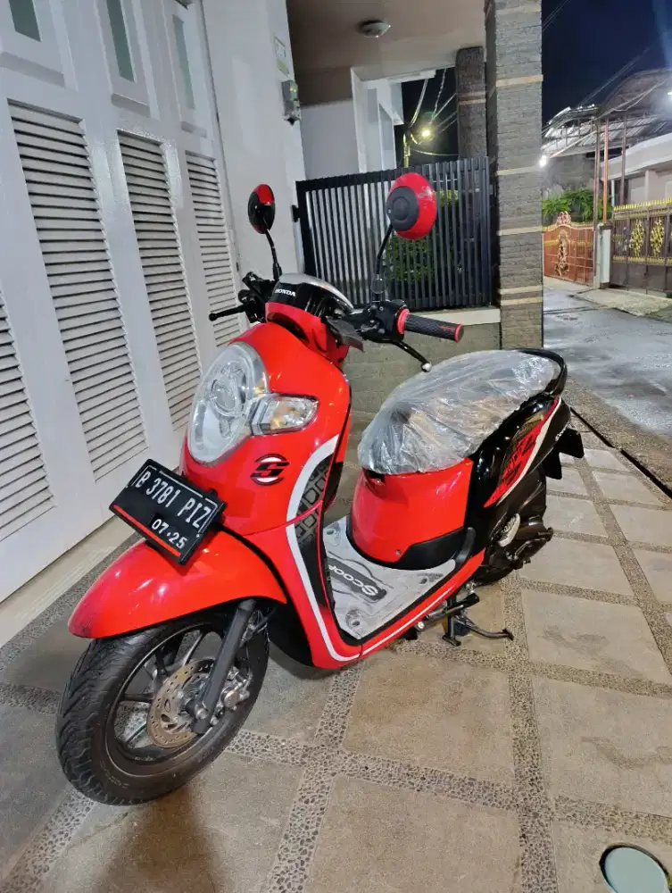 Bissmillah dijual motor Honda Scoopy SE 2020 istimewa
