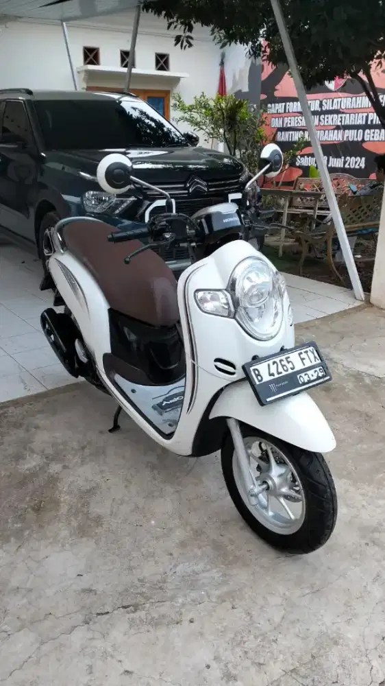 Bissmillah dijual motor Honda Scoopy SE 2019