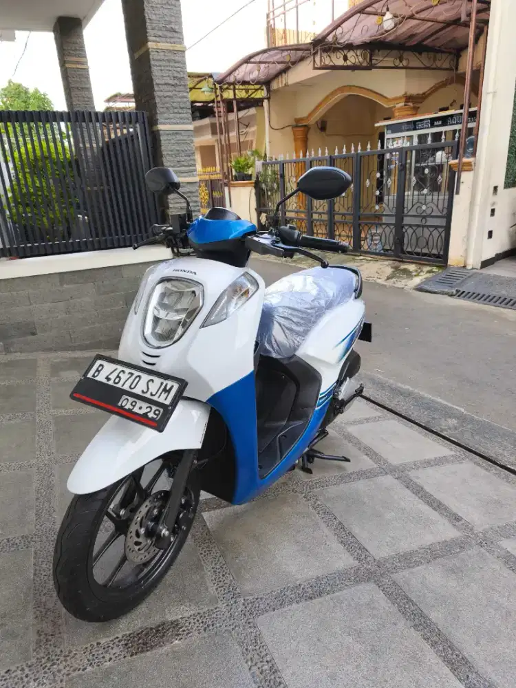 Bissmillah dijual motor Honda Genio SE 2019 istimewa