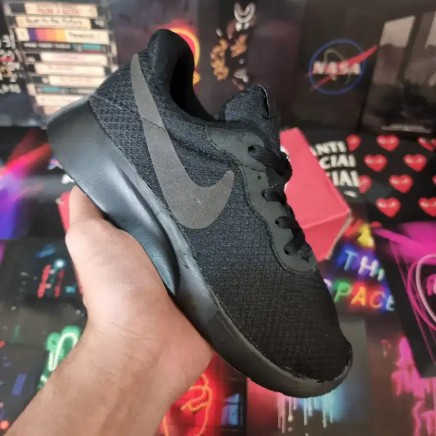Sepatu Sneakers Casual Running Nike Full Hitam Murah