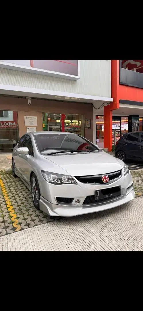 Honda Civic 2010 Bensin - Full Mods Ganteng
