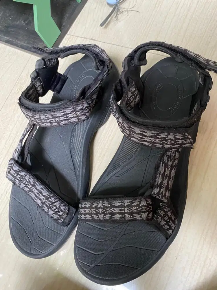 Teva sandal size 46/47