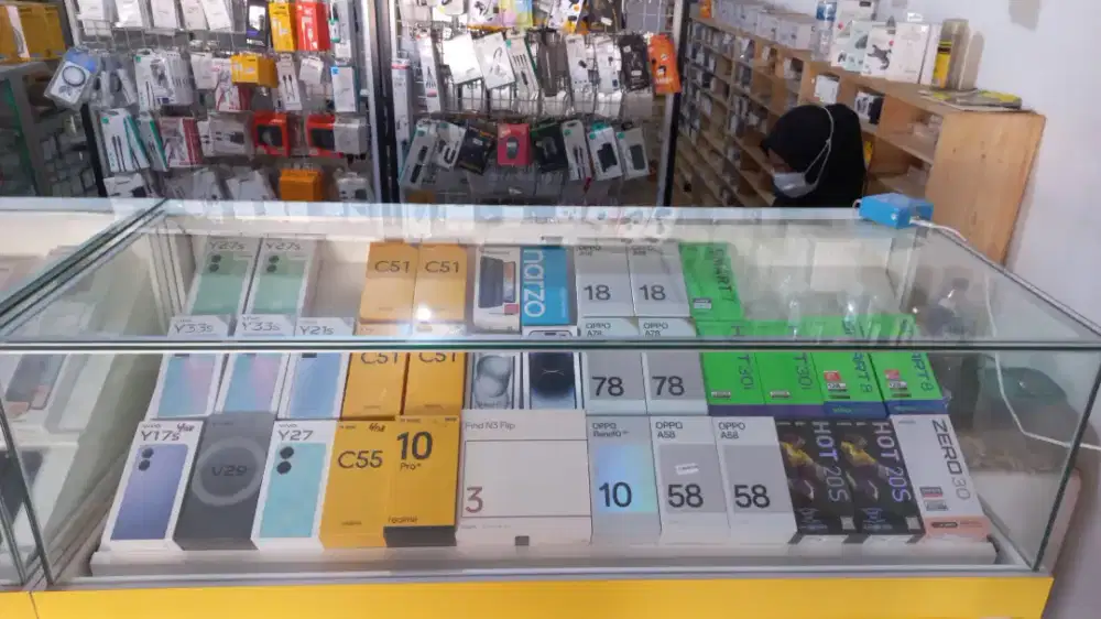 LOWONGAN ADMIN COUNTER HP