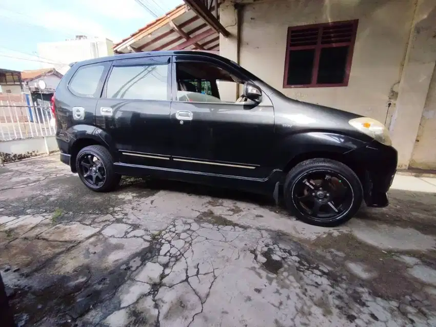 Toyota Avanza Type S