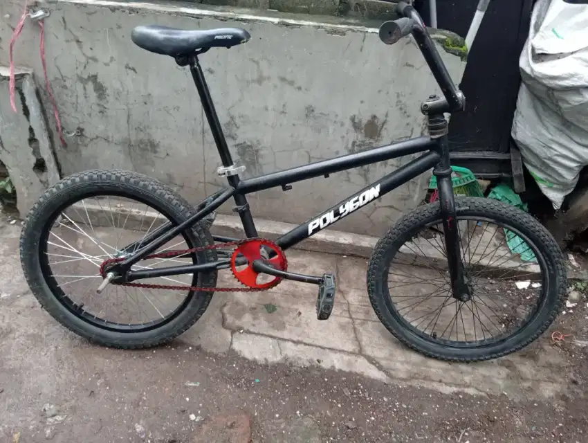 Sepeda BMX Polygon Rudge ukran 20
