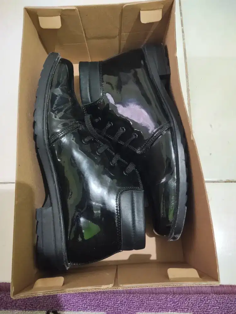 Dijulan Sepatu Pantopel Baru 1x pakai