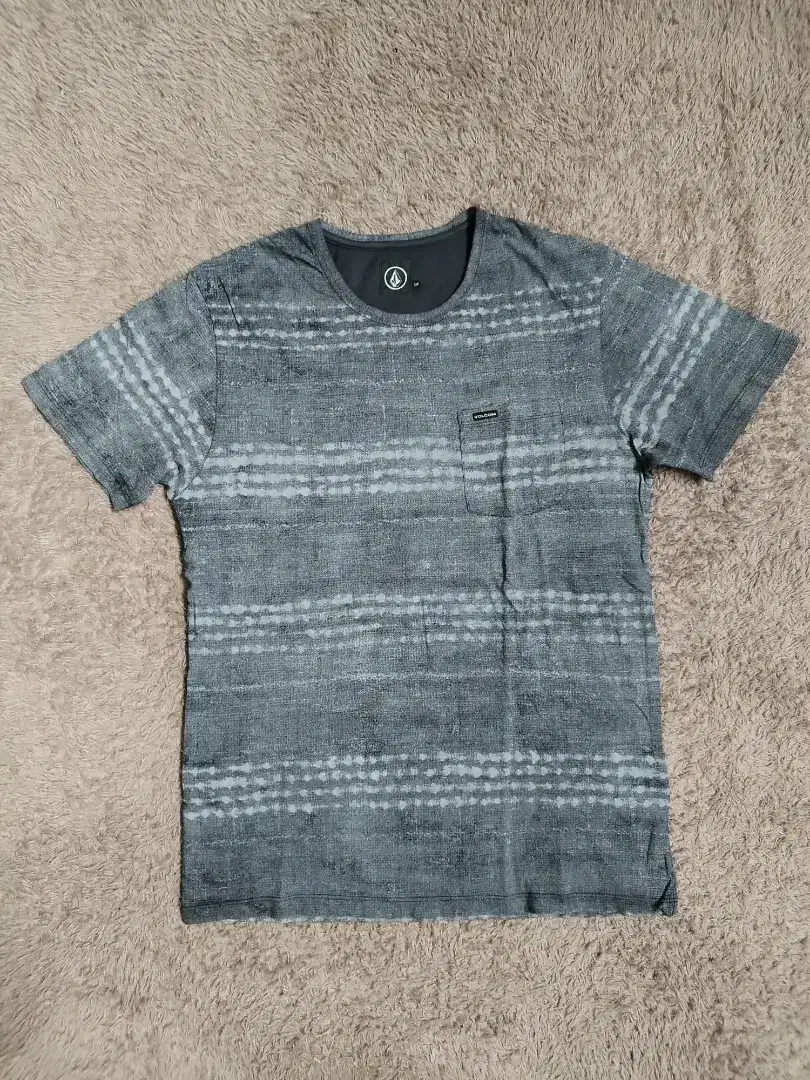 KAOS SALUR VOLCOM