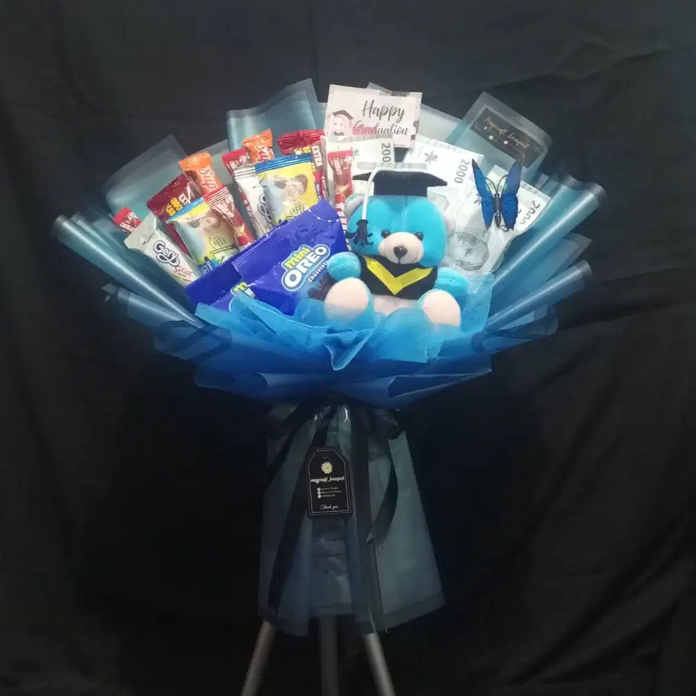 Aneka buket ultah, wisuda, perayaan