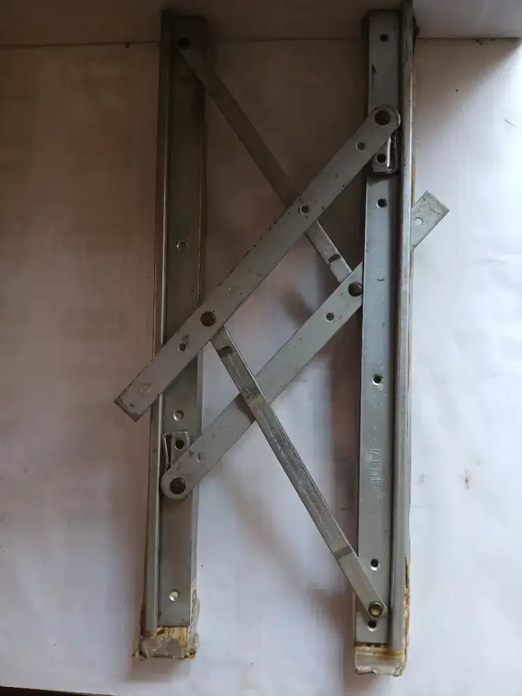 Window casement 16, CMT.003 US.3G