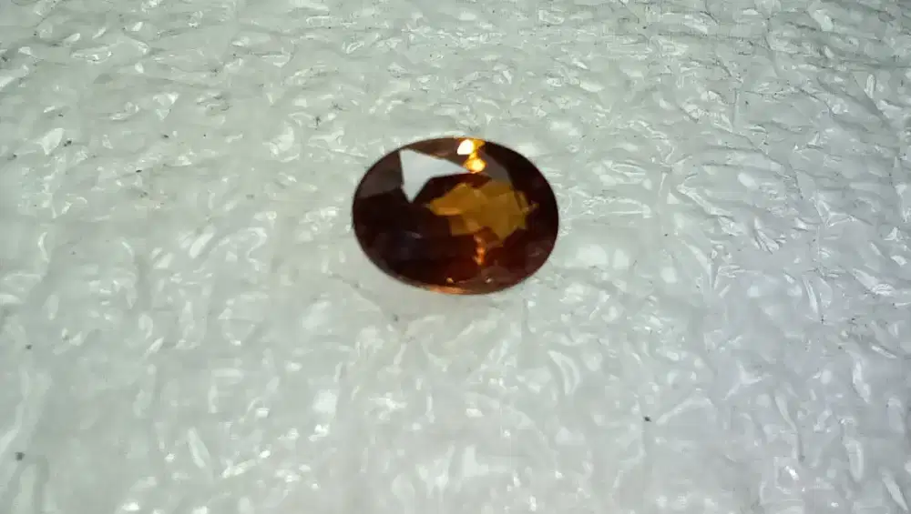 Natural Brown Zircon 2.40 Ct Elegant Mewah