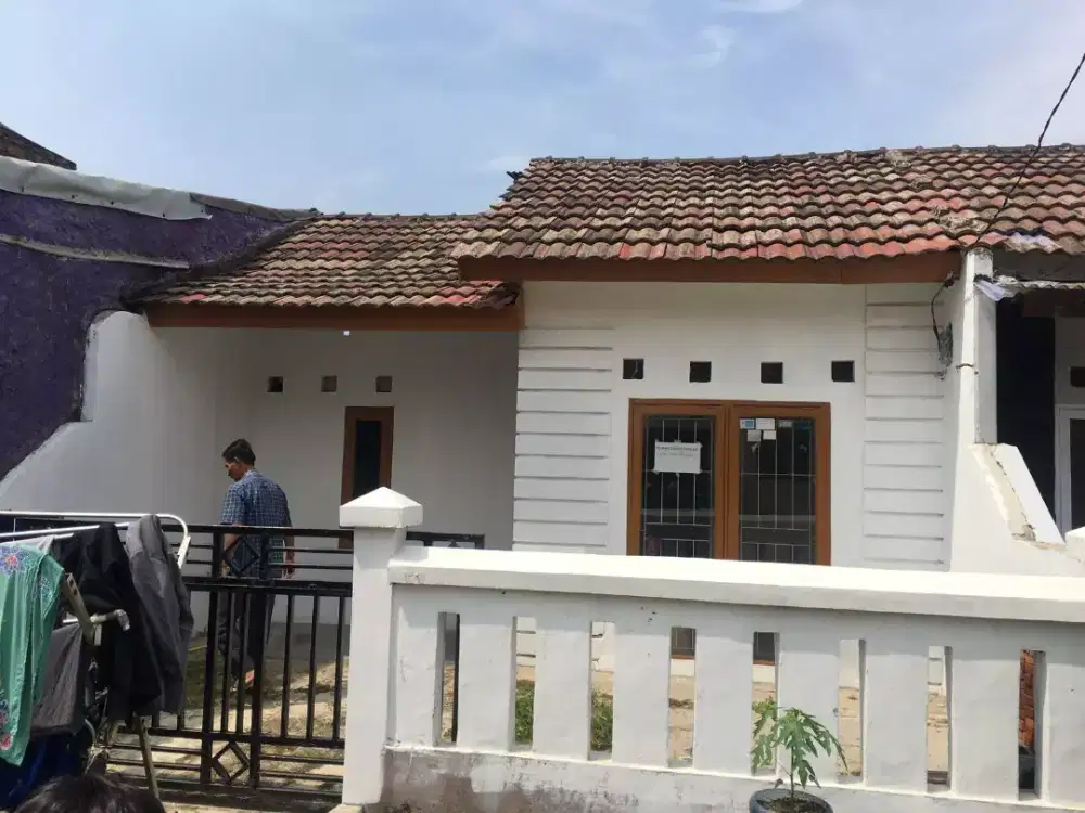 Rumah Purwakarta dijual SHM