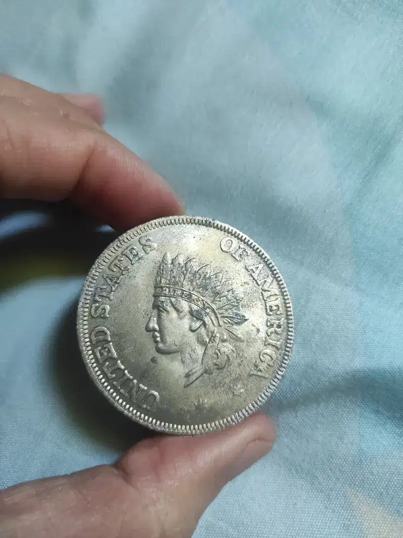 Uang koin kuno 1 dollar kepala indian 1851 Amerika