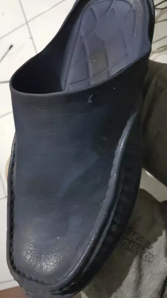 Sandal bustong . Tag oakley