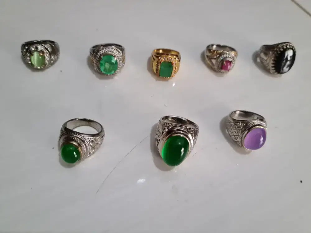 DIBORONGKAN 8 PCS CINCIN NATURAL PERMATA & AKIK PRIBADI SEMUA 2JT
