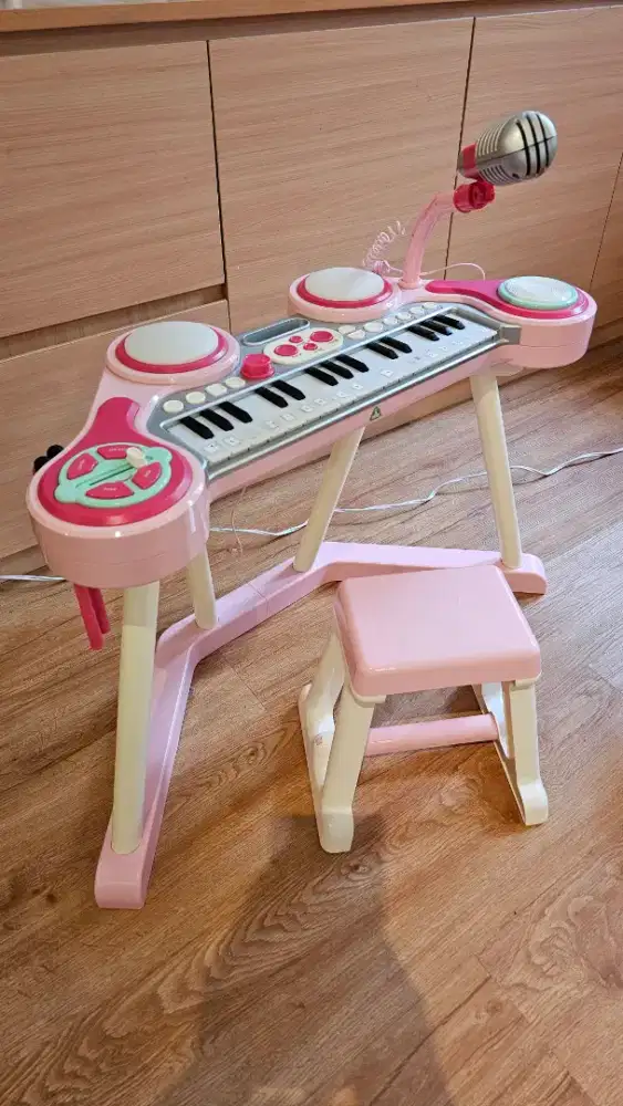 Dijual piano mainan merk ELC