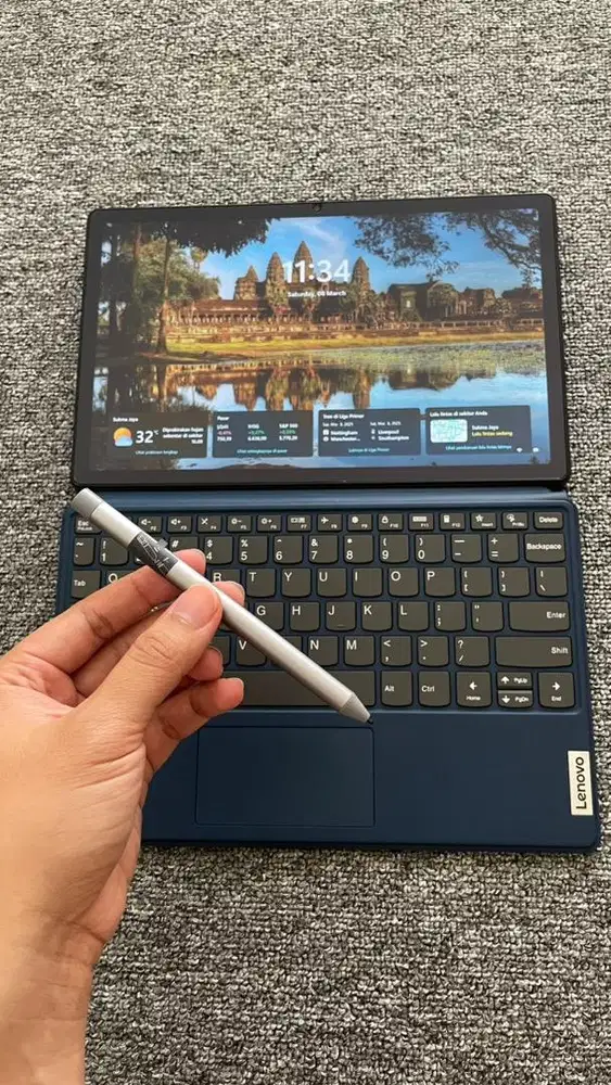 Tab Laptop Lenovo Ideapad 3 2k