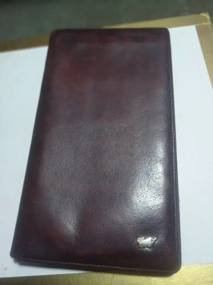 Dompet Merek : Braun Buffel