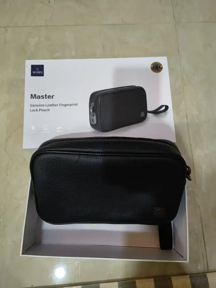 Wiwu clutch finger print