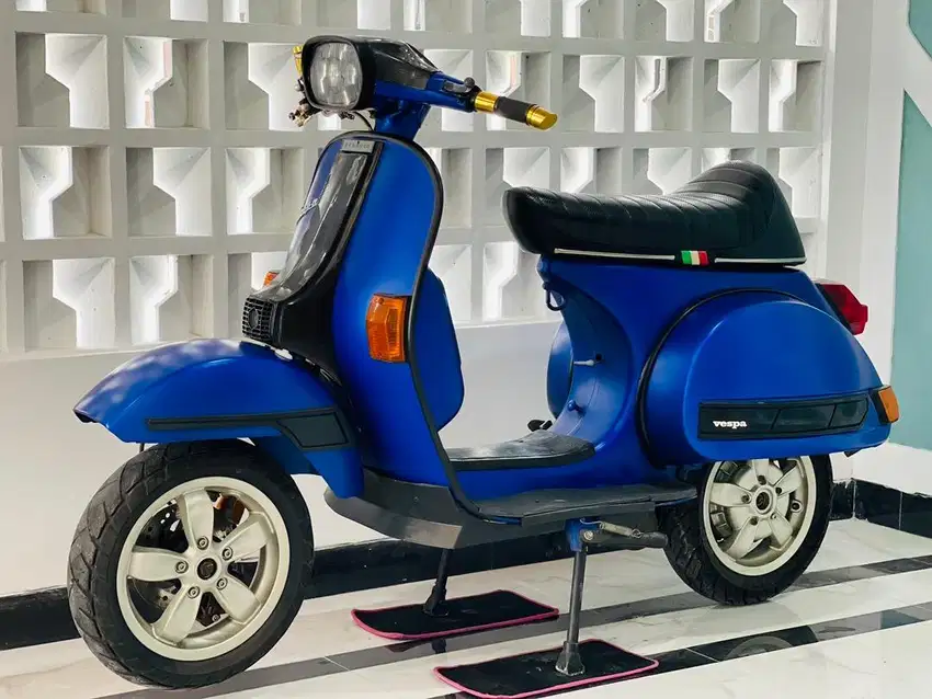 Piaggio exlusive 2 biru restorasi modif vespa px-150 px150 px 150