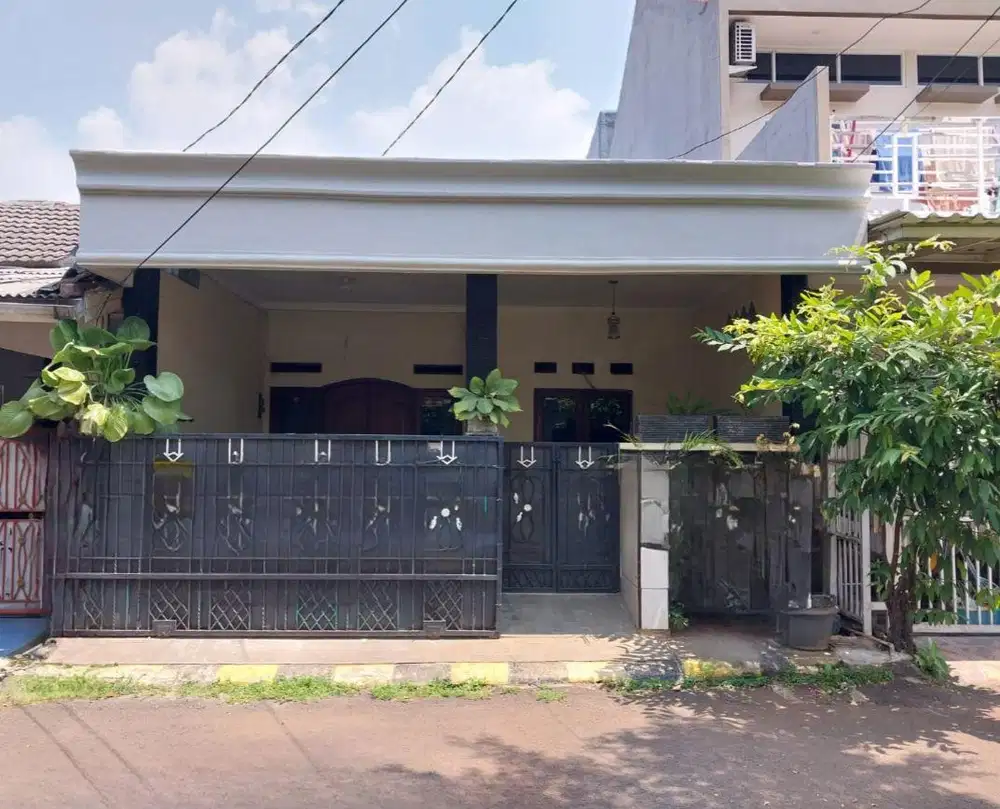 Dijual  Rumah Di Vila Dago Pamulang