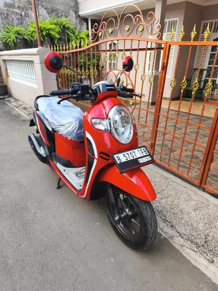 Bissmillah dijual motor Honda Scoopy SE 2020 istimewa
