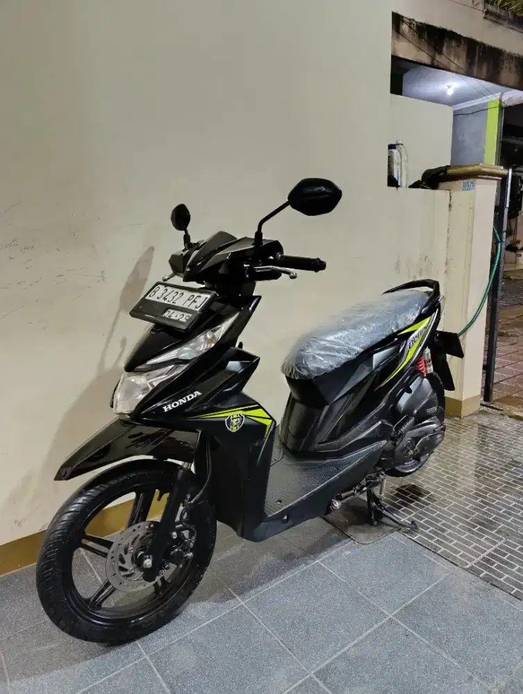 Bissmillah dijual motor Honda beat eco 2018
