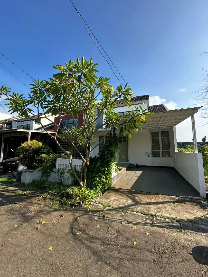 Rumah Gracia Residence, Graha Raya
