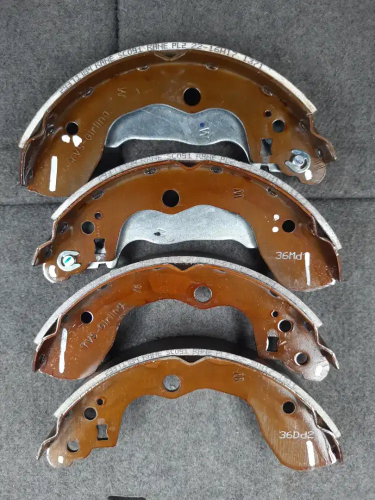 Kampas rem belakang original ertiga 2012-2018