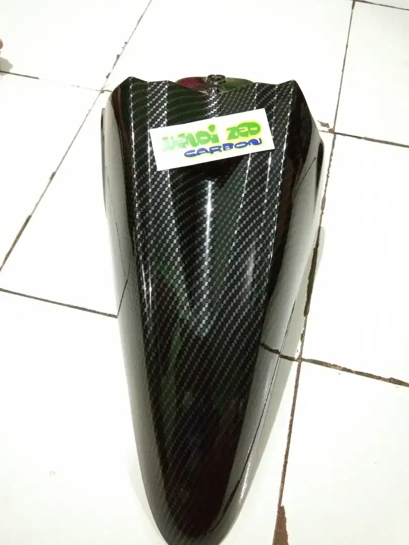 Spakbor depan yamaha mio sporty carbon hitam