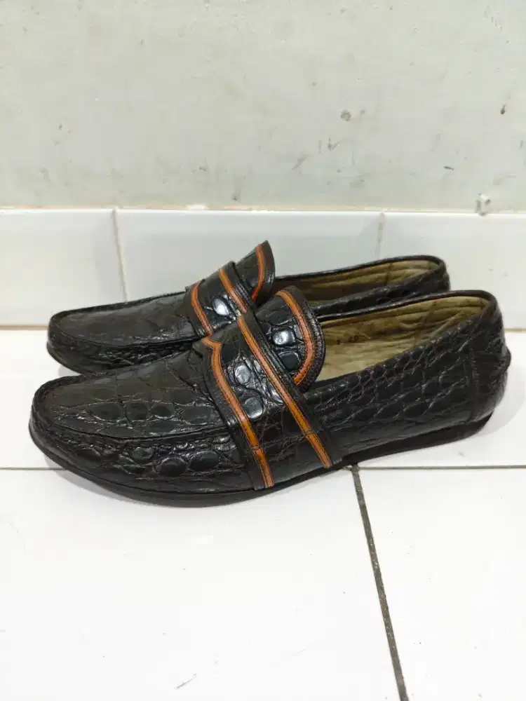 Prada Flat Crocodile Leather Loafer original authentic size 8