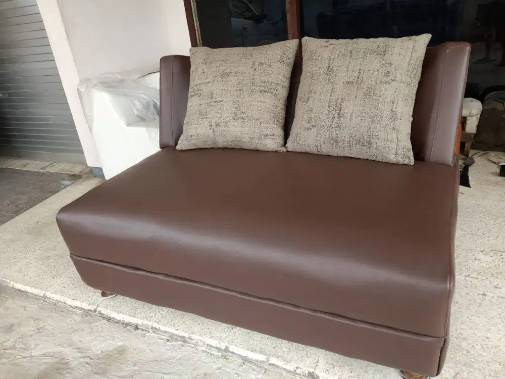 Sofa Kursi Perbaikan Menerima Reparasi