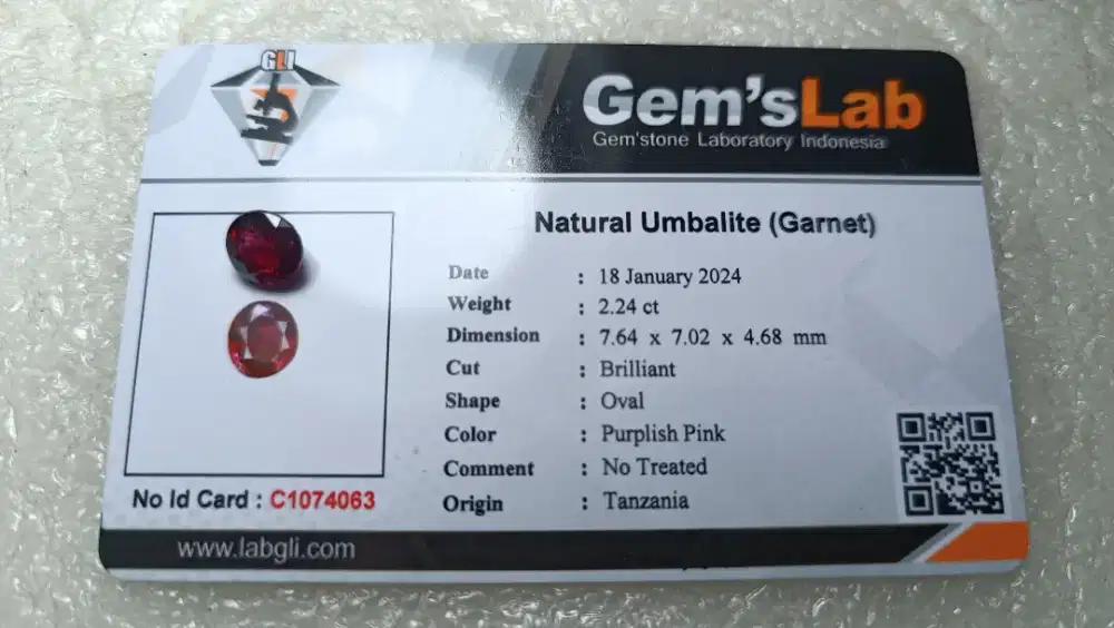 Natural Umbalite Garnet 2.24 Ct Mewah Bermemo