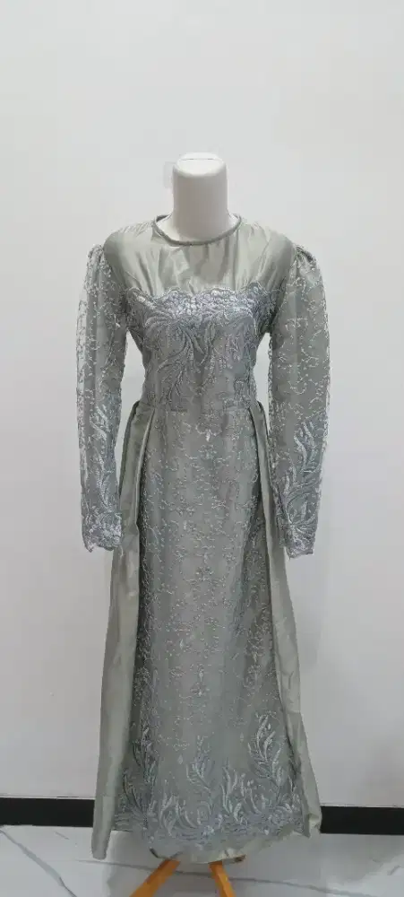 Gamis pesta brukat mewah lebaran