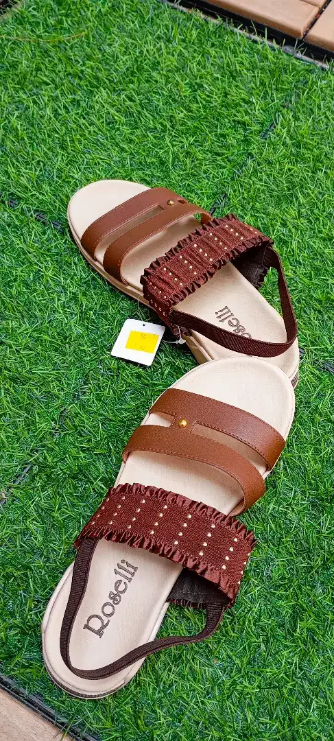 Sandal gunung remaja