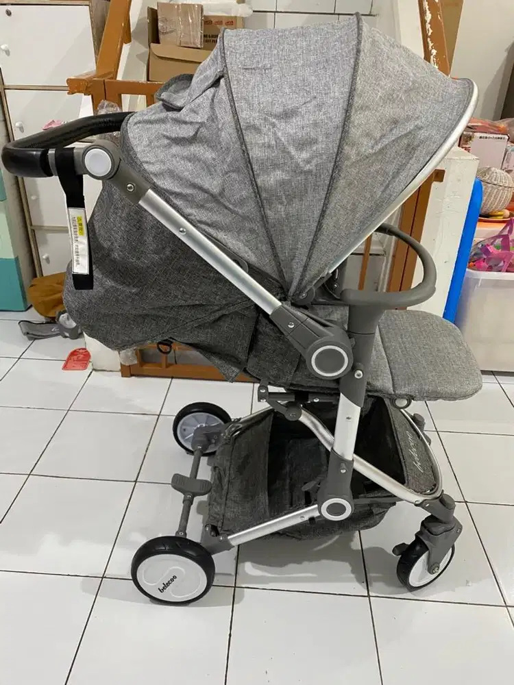STROLLER BAYI dari kado masih baru, murah elegan keliatan mahal