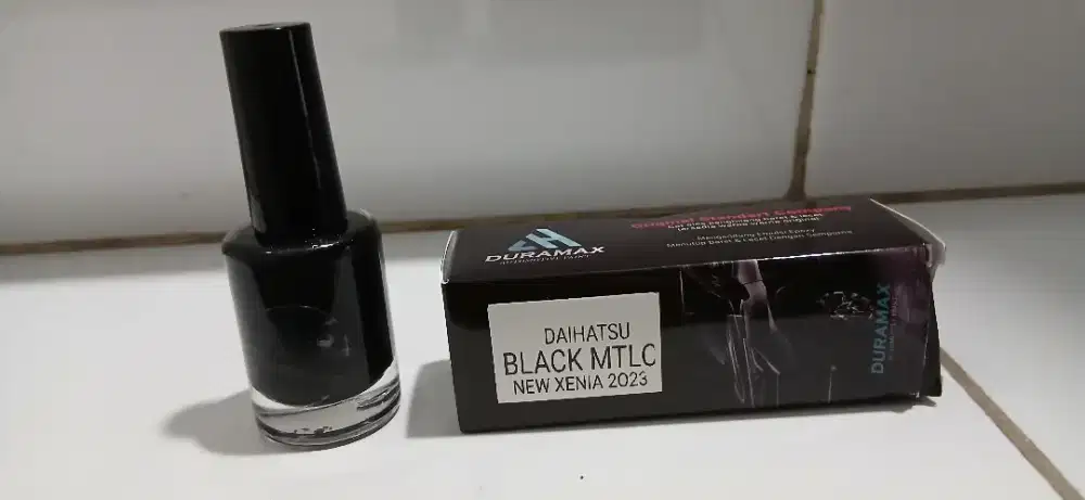 Cat oles mobil warna Hitam