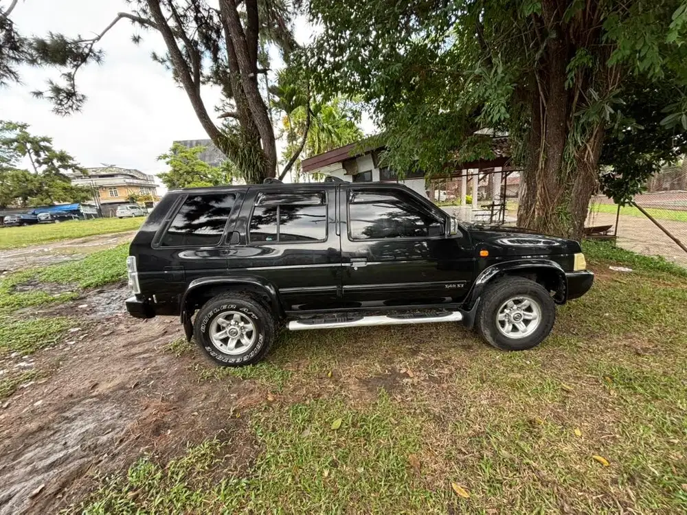 Nissan Terrano 2000 4x2 Mulus, Harga Nego