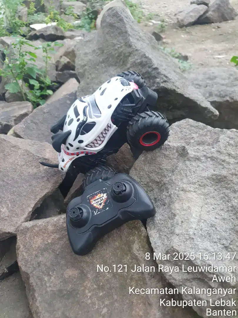 RC Hot Wheels Mobil Monster Jam Dalmatian Baca Deskripsi Iklan