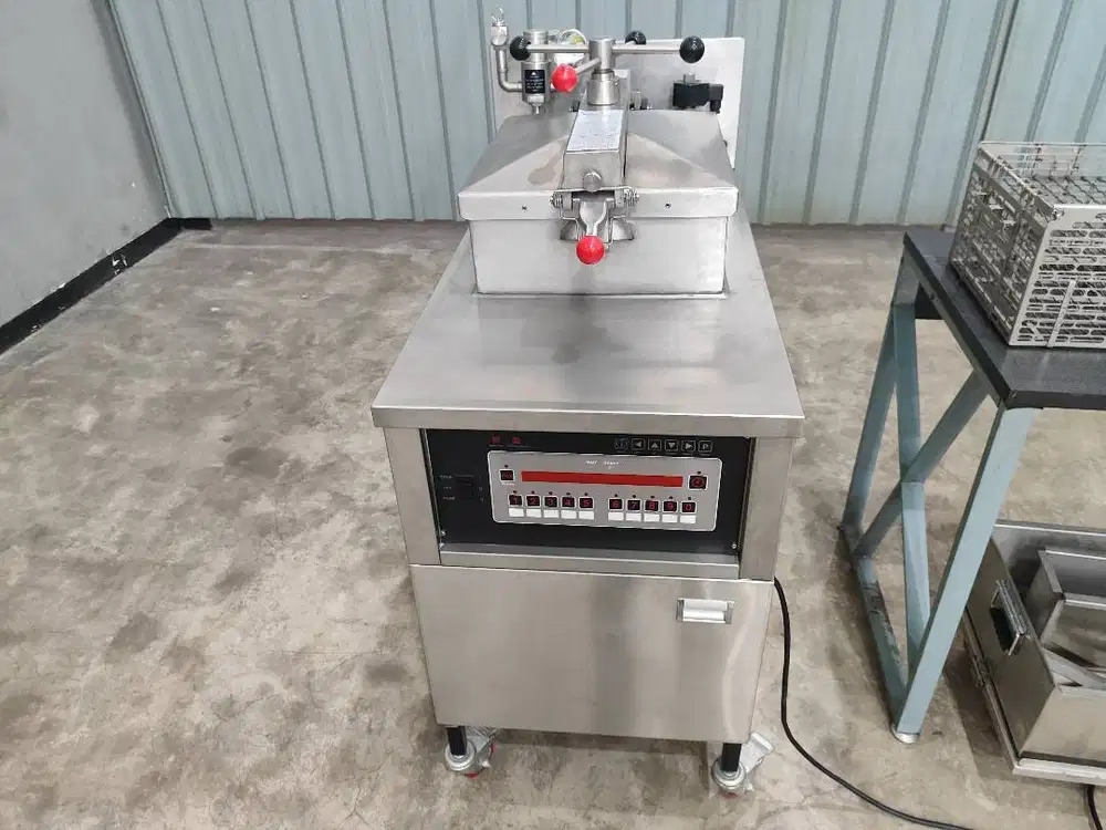 Electric Gas Pressure Fryer / Penggorengan KFC