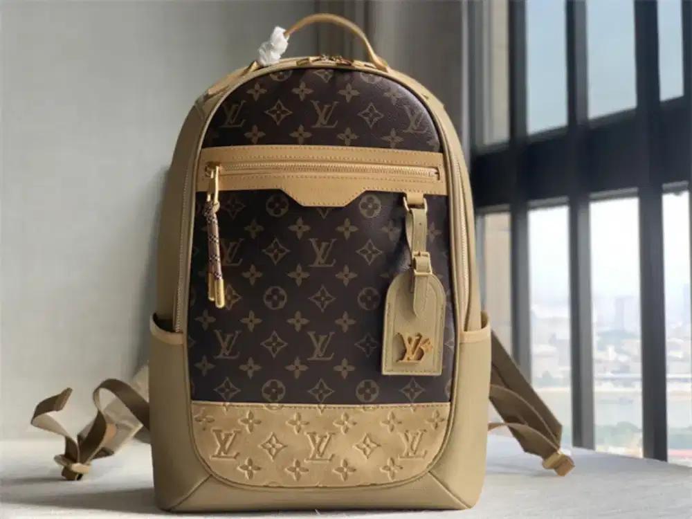 NEW ARRIVAL LOUIS VUITTON BAG