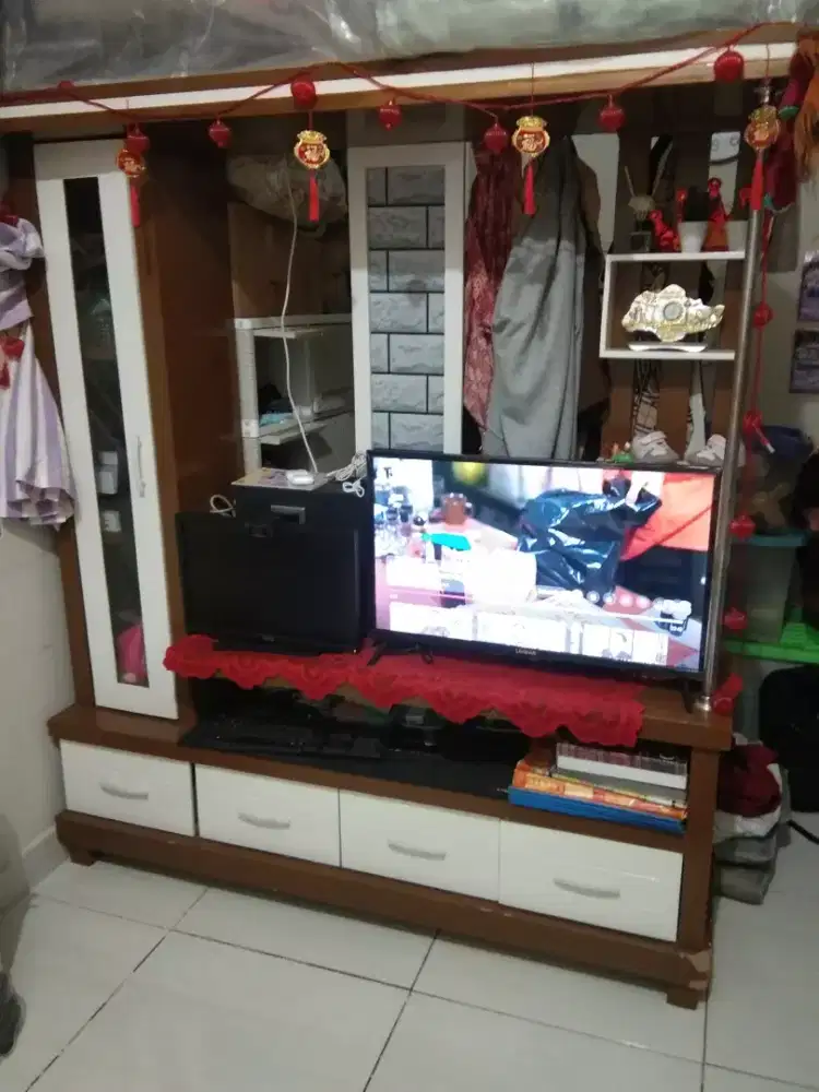 Lemari TV model Mininalis Modern