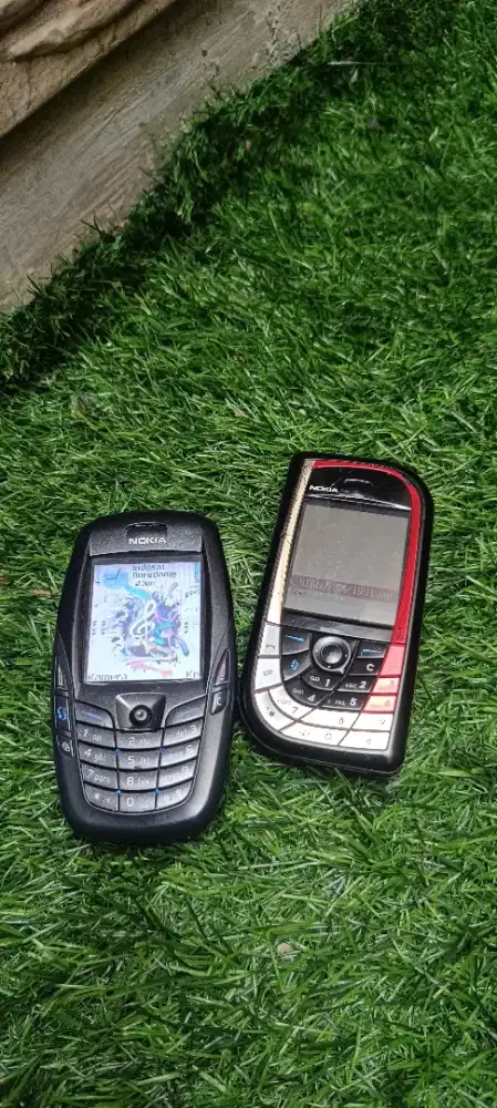 Nokia 6600 dan Nokia 7610 ketupat