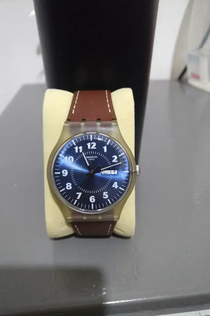 Swatch mens Vent Brulant SUOK709