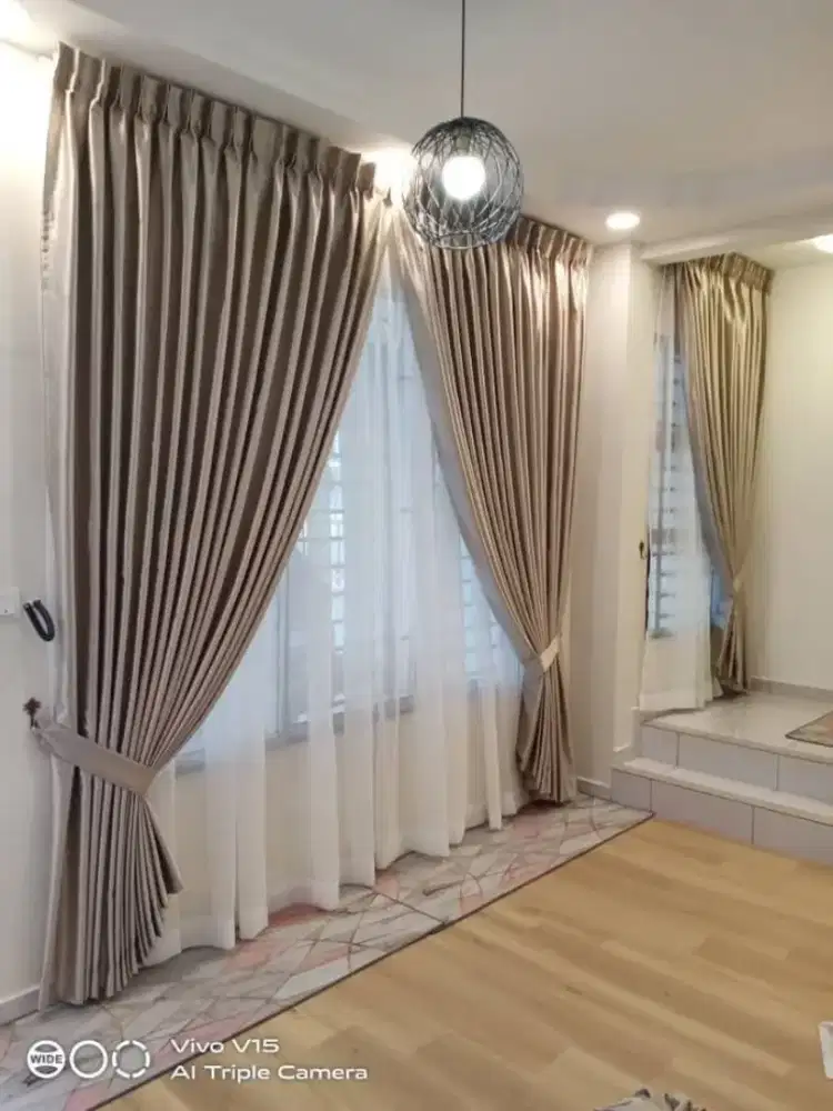 Pasang gordyn gorden murah vertikal roll blind jasa wallpaper dinding