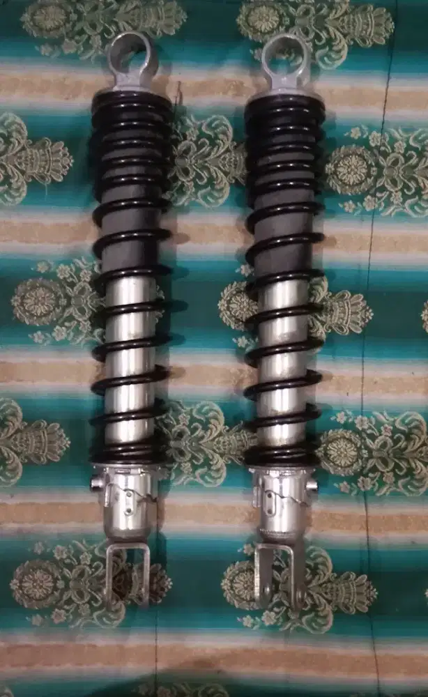 Sokbreker SUZUKI BRUGMAN 200.(2 pc,blkg)