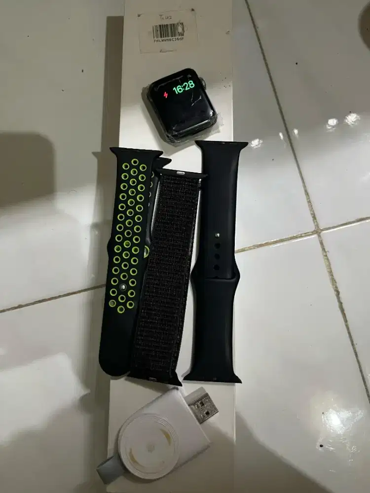 Apple Watch Series 3 42mm gps cellular